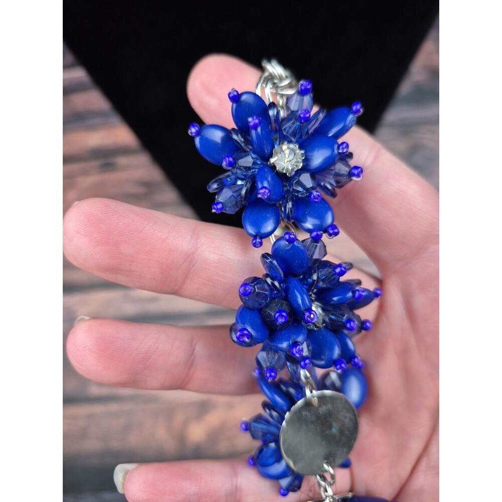 Vtg Lucite Flower Cluster Necklace Blue Crystal‎ Silver Tone 17–19" Cottagecore - Picture 11 of 14